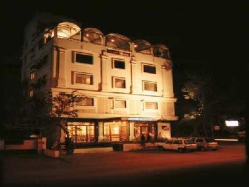 Hotel Parth Residency Ahmadábád Exteriér fotografie